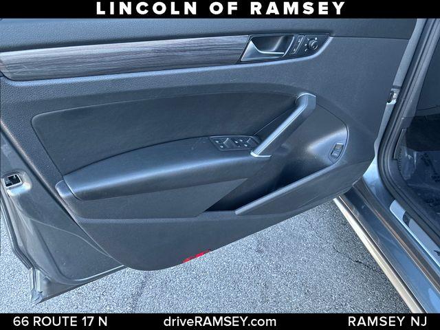 2021 Volkswagen Passat - $16,598