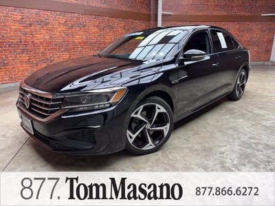 2021 Volkswagen Passat R-LINE 4DR Sedan