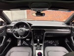 2021 Passat Thumbnail 15