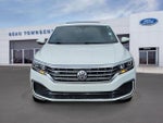 2021 Passat Thumbnail 2