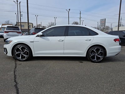 2020 Volkswagen Passat R-LINE 4DR Sedan