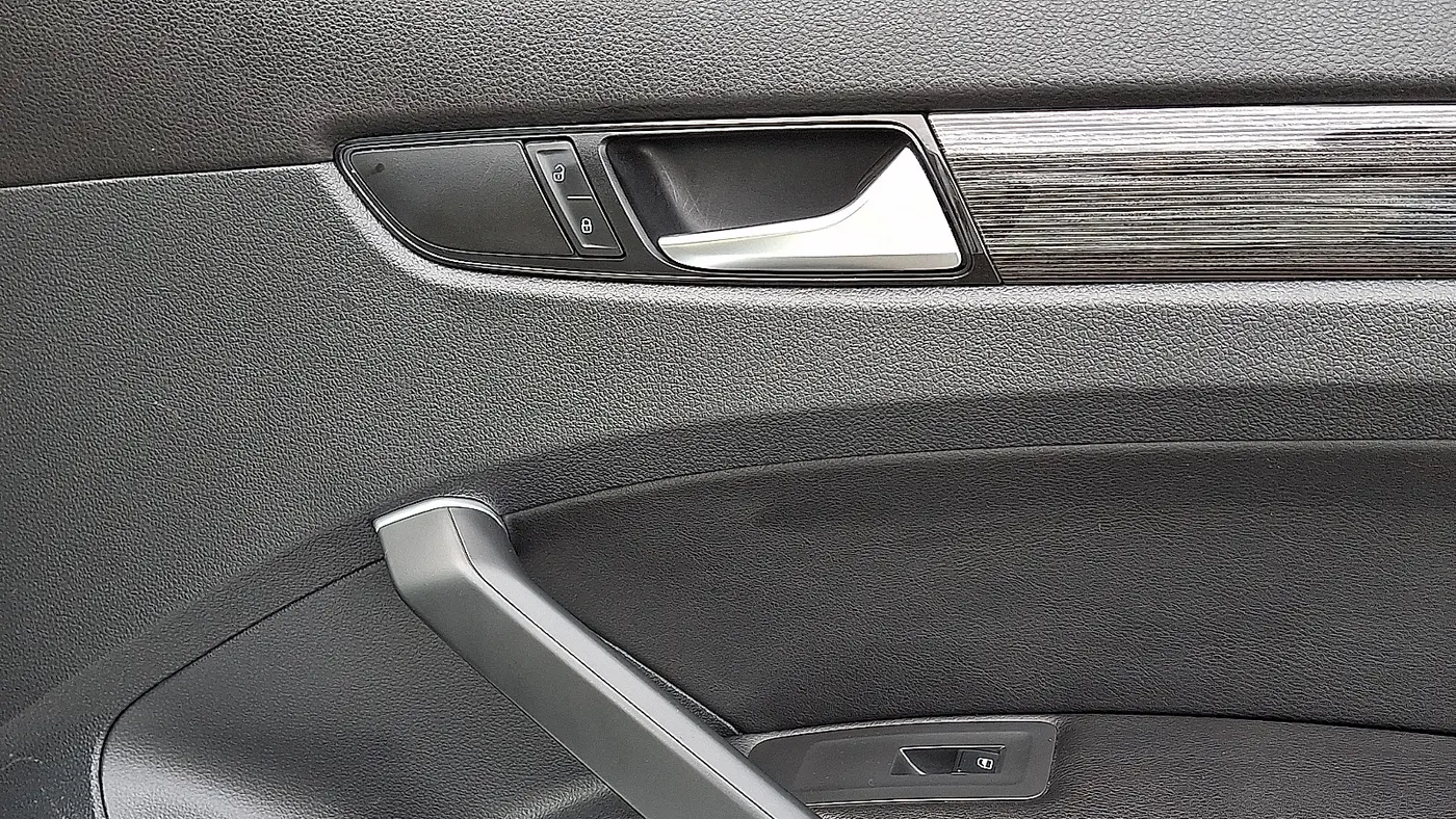 2020 Volkswagen Passat R-Line