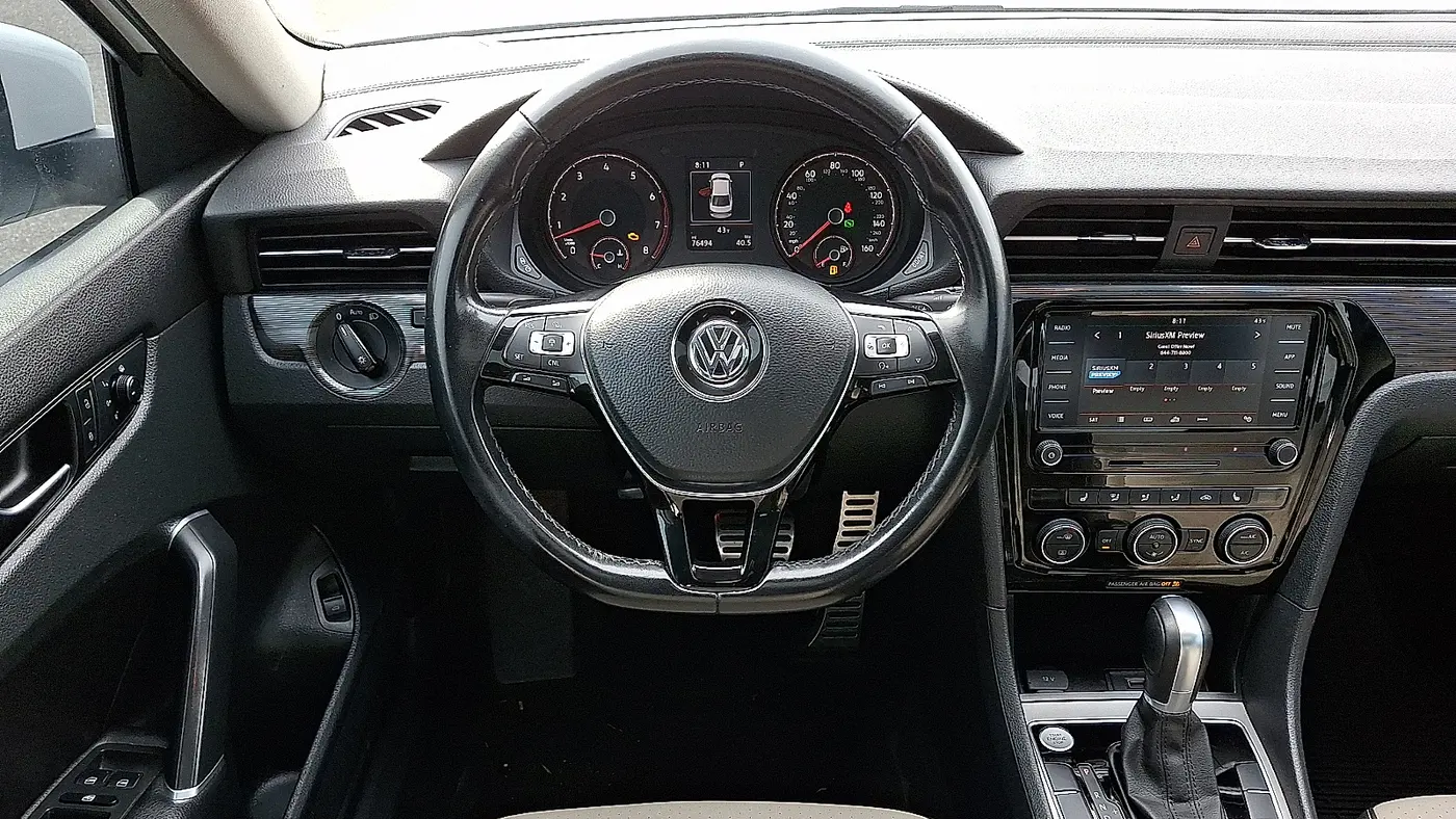 2020 Volkswagen Passat R-Line