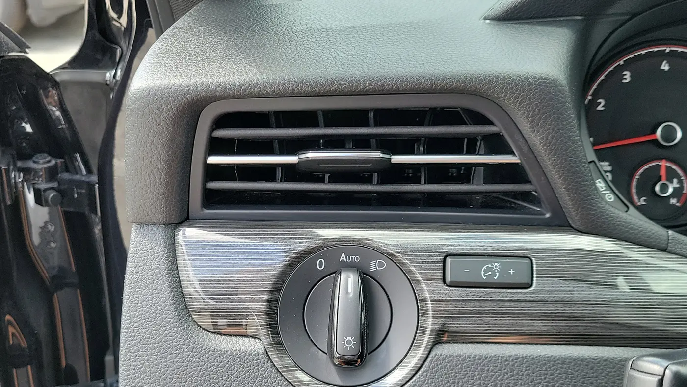 2021 Volkswagen Passat R-Line