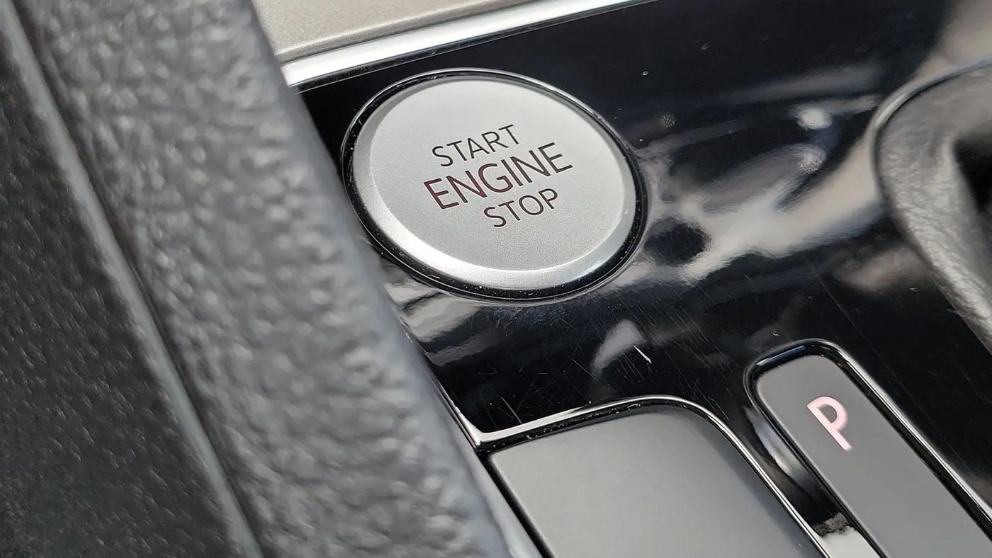 2021 Volkswagen Passat R-Line