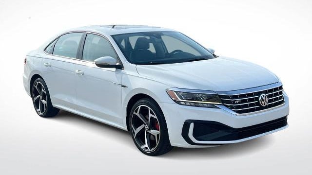 2020 Volkswagen Passat R-Line