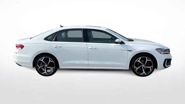 2020 Volkswagen Passat R-Line
