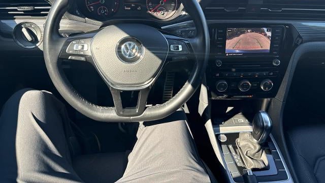 2020 Volkswagen Passat R-Line