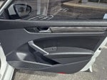 2021 Passat Thumbnail 33
