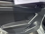 2021 Passat Thumbnail 37