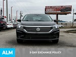 2021 Passat Thumbnail 3