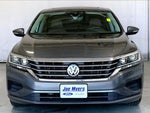 2022 Passat Thumbnail 1