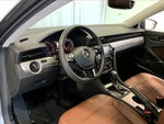 2022 Passat Thumbnail 12