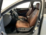 2022 Passat Thumbnail 16