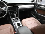 2022 Passat Thumbnail 13