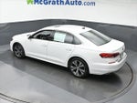 2022 Passat Thumbnail 22