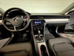 2022 Passat Thumbnail 14