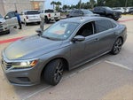 2021 Passat Thumbnail 4