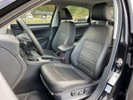 2021 Passat Thumbnail 16