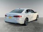 2021 Passat Thumbnail 5