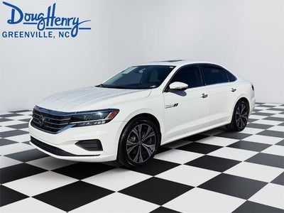 2022 Volkswagen Passat SE 4DR Sedan