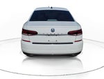 2022 Passat Thumbnail 7