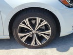 2022 Passat Thumbnail 11