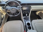 2022 Passat Thumbnail 12