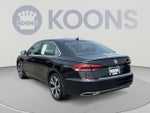 2022 Passat Thumbnail 6