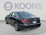 2022 Passat Thumbnail 11
