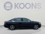 2022 Passat Thumbnail 14