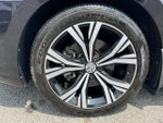 2022 Passat Thumbnail 17