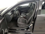 2020 Passat Thumbnail 11