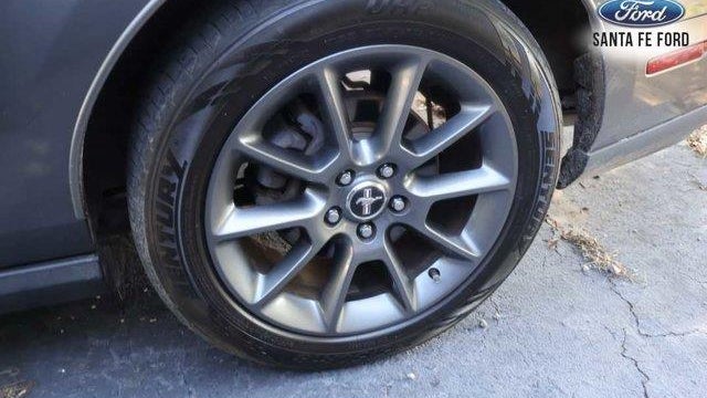 2011 Ford Mustang V6 Premium