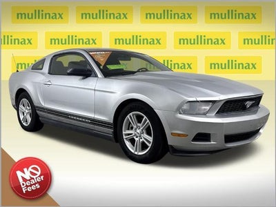 2012 Ford Mustang V6 2DR Fastback