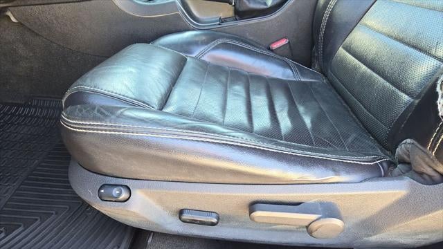 2013 Ford Mustang V6 Premium