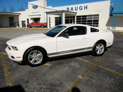 2011 Ford Mustang V6 Premium 2DR Fastback
