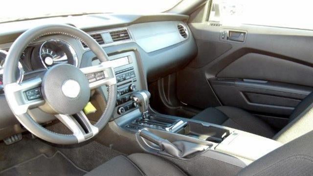 2011 Ford Mustang V6 Premium