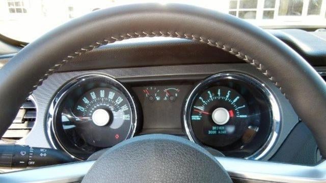 2011 Ford Mustang V6 Premium