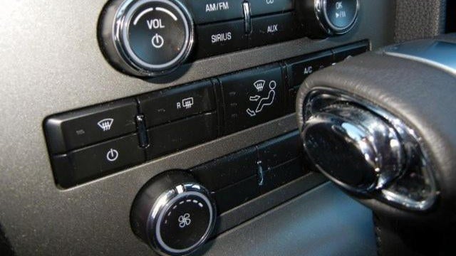 2011 Ford Mustang V6 Premium