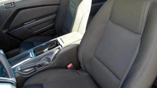 2011 Ford Mustang V6 Premium