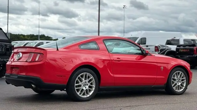 2012 Ford Mustang V6