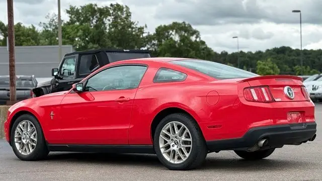 2012 Ford Mustang V6