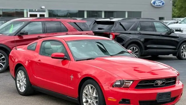2012 Ford Mustang V6