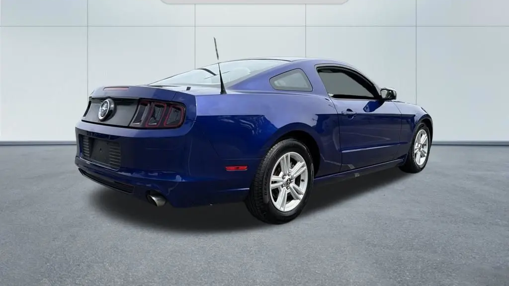 2014 Ford Mustang V6