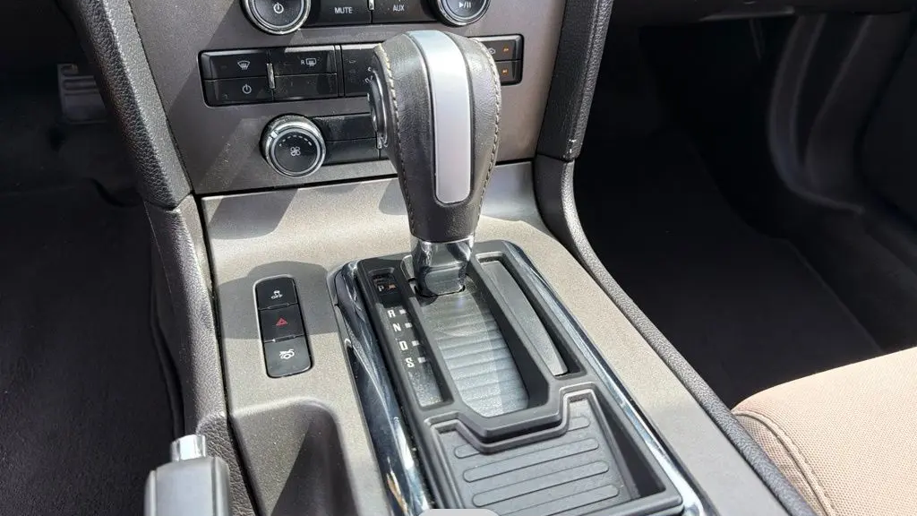 2014 Ford Mustang V6