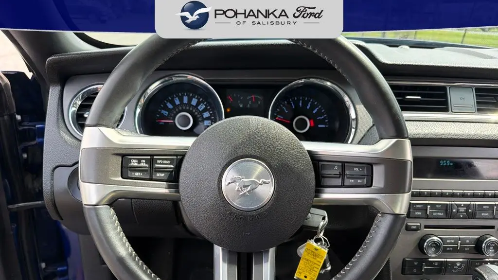 2014 Ford Mustang V6