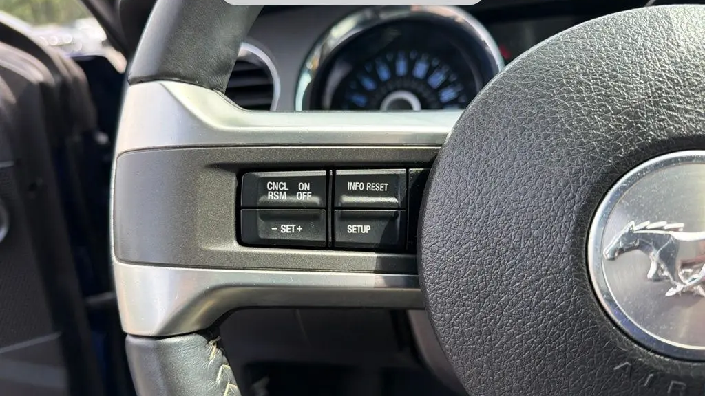 2014 Ford Mustang V6