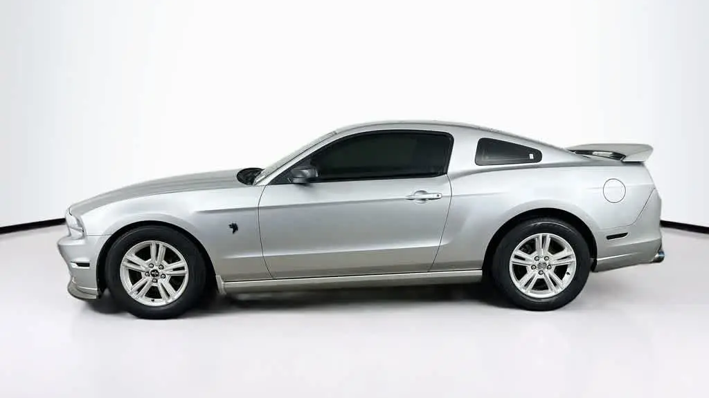 2014 Ford Mustang V6