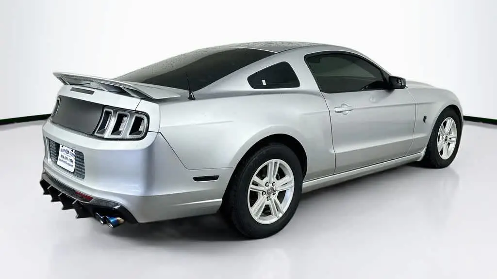 2014 Ford Mustang V6